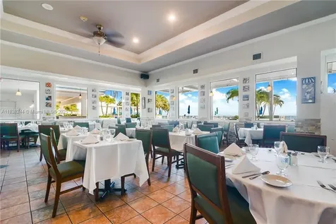 2751 S Ocean Drive Hollywood FL 33019