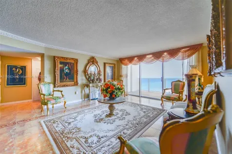 2751 S Ocean Drive Hollywood FL 33019