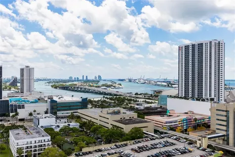 1600 NE 1st Avenue Miami FL 33132