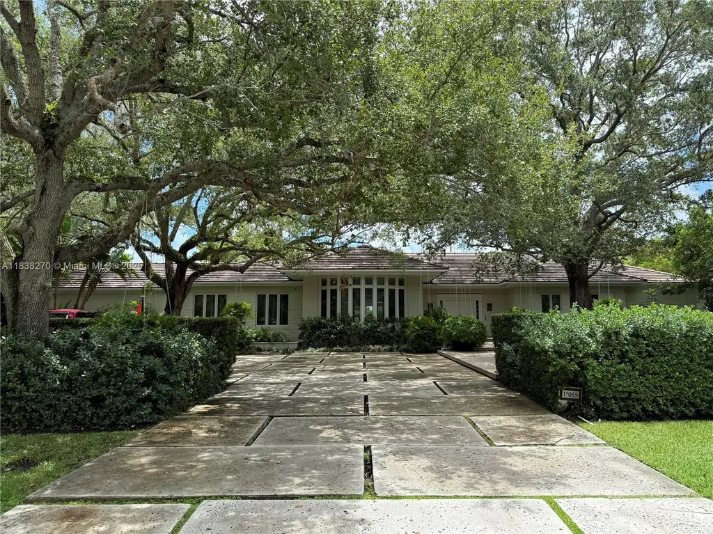 11055 Paradela Street Coral Gables FL 33156