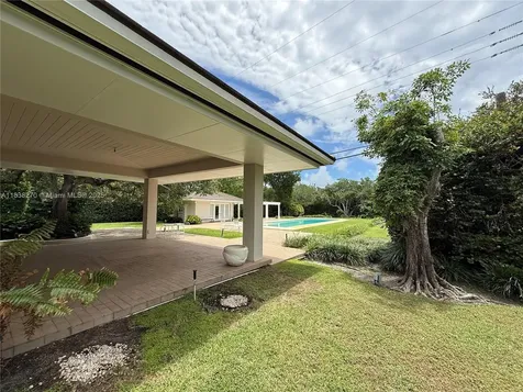 11055 Paradela Street Coral Gables FL 33156