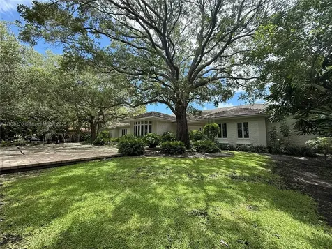 11055 Paradela Street Coral Gables FL 33156