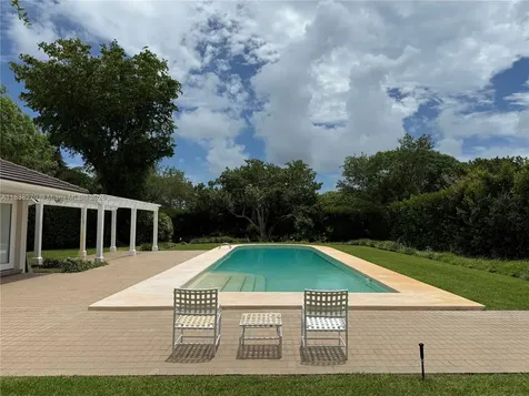 11055 Paradela Street Coral Gables FL 33156