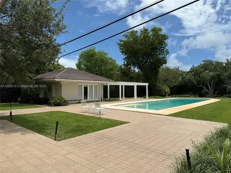 11055 Paradela Street Coral Gables FL 33156