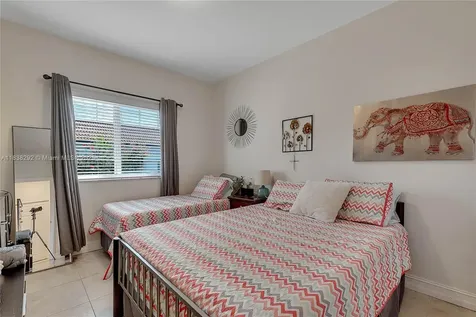 15263 SW 162nd Street Miami FL 33187