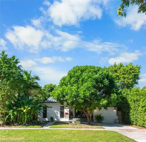 3468 Royal Palm Avenue Miami Beach FL 33140