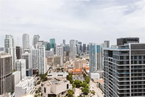 601 NE 1st Avenue Miami FL 33132