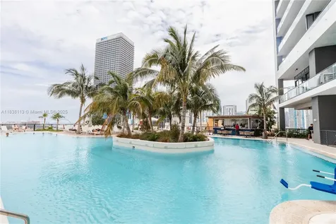 601 NE 1st Avenue Miami FL 33132