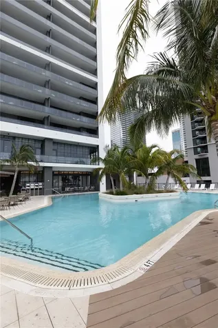 601 NE 1st Avenue Miami FL 33132