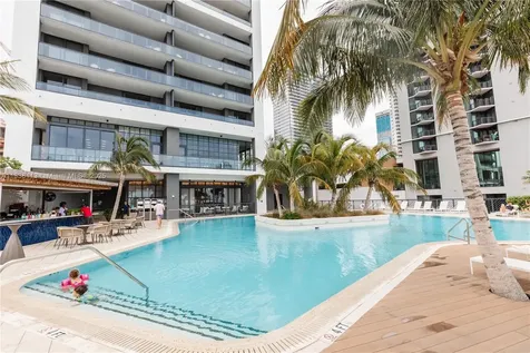 601 NE 1st Avenue Miami FL 33132