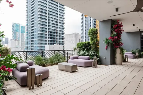 601 NE 1st Avenue Miami FL 33132