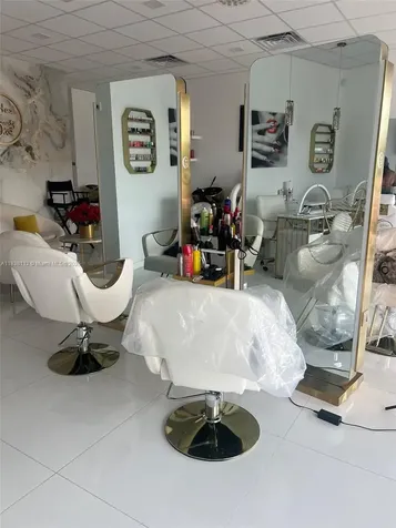 Confidentially NE 7 Th Avenue Miami FL 33161