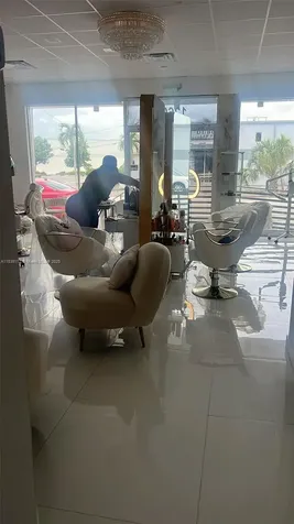Confidentially NE 7 Th Avenue Miami FL 33161