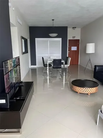 3801 S Ocean Drive Hollywood FL 33019