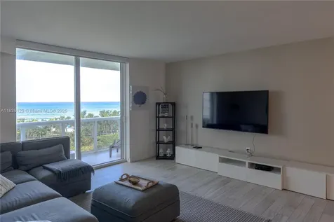 10275 Collins Avenue Bal Harbour FL 33154