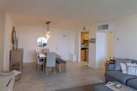 10275 Collins Avenue Bal Harbour FL 33154