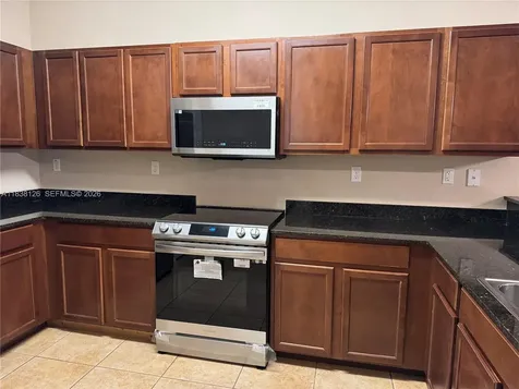 8800 NW 107th Court Doral FL 33178