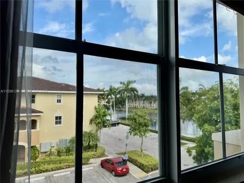 8800 NW 107th Court Doral FL 33178