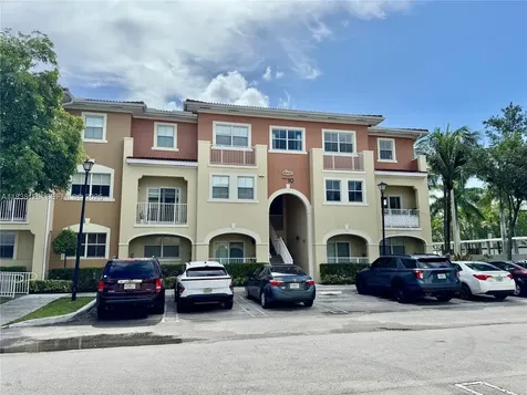8800 NW 107th Court Doral FL 33178