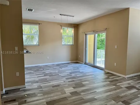 8800 NW 107th Court Doral FL 33178