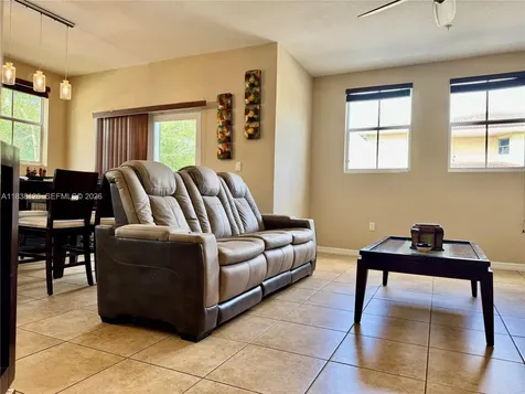8800 NW 107th Court Doral FL 33178