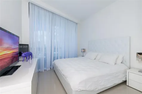 3250 NE 188th Street Aventura FL 33180
