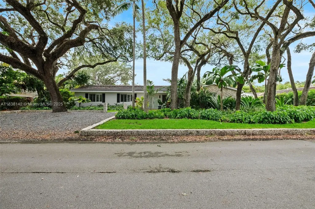 7830 SW 51st Avenue Miami FL 33143