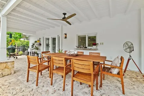 7830 SW 51st Avenue Miami FL 33143