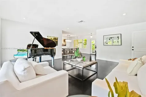 7830 SW 51st Avenue Miami FL 33143