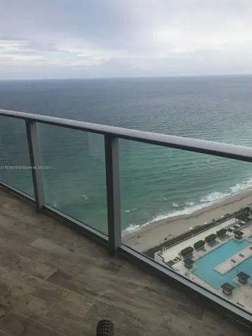 4111 S Ocean Drive Hollywood FL 33019