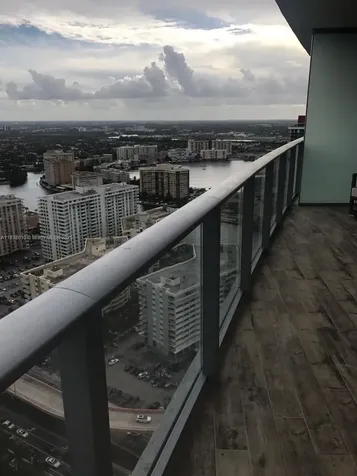 4111 S Ocean Drive Hollywood FL 33019