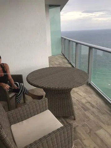 4111 S Ocean Drive Hollywood FL 33019