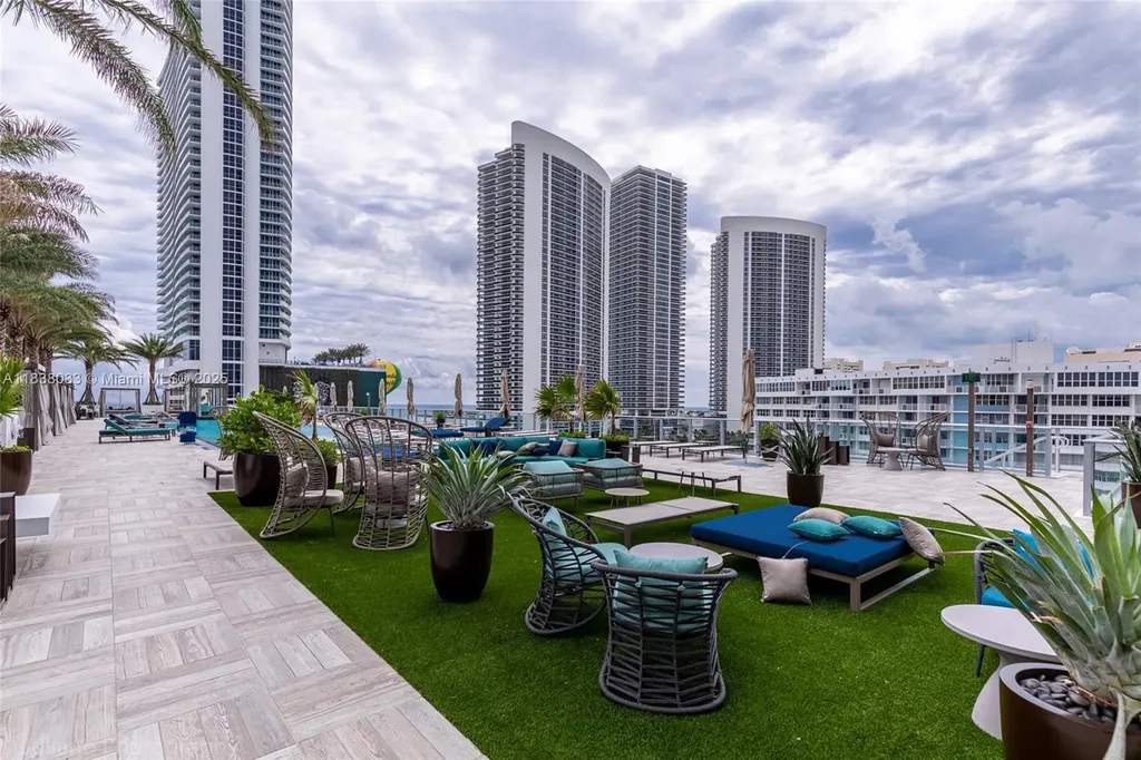 4010 S Ocean Drive Hollywood FL 33019