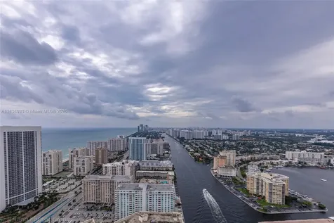 4010 S Ocean Drive Hollywood FL 33019