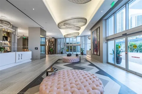 4010 S Ocean Drive Hollywood FL 33019