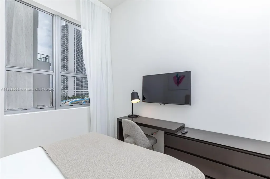4010 S Ocean Drive Hollywood FL 33019