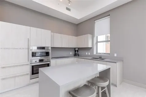 4010 S Ocean Drive Hollywood FL 33019