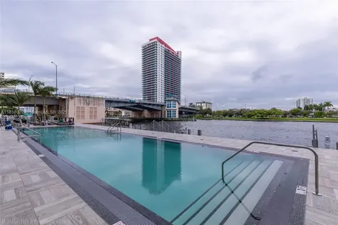 4010 S Ocean Drive Hollywood FL 33019