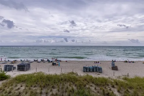 4010 S Ocean Drive Hollywood FL 33019