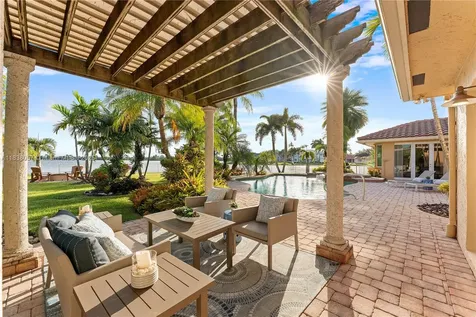 1504 NW 182nd Avenue Pembroke Pines FL 33029