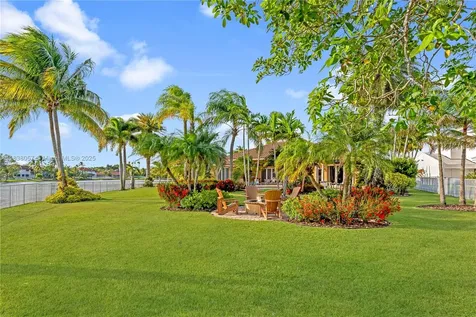 1504 NW 182nd Avenue Pembroke Pines FL 33029