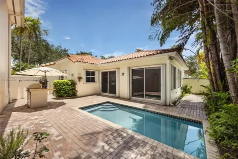 1571 Breakwater Terrace Hollywood FL 33019