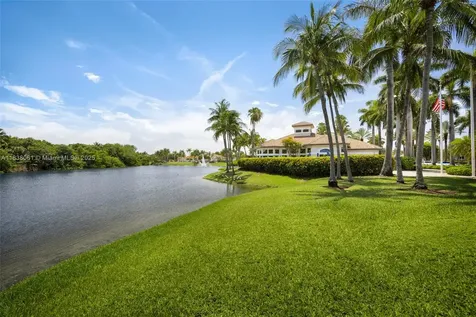 1571 Breakwater Terrace Hollywood FL 33019