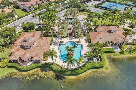 1571 Breakwater Terrace Hollywood FL 33019