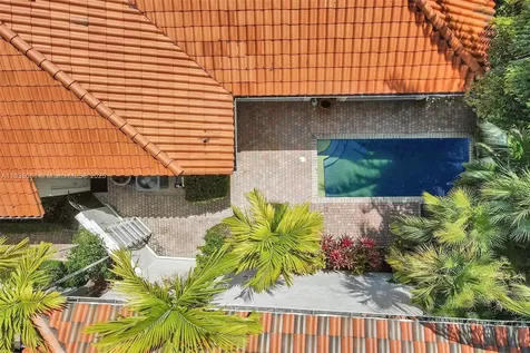 1571 Breakwater Terrace Hollywood FL 33019