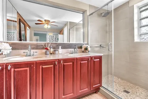 5751 SW 56th Street Davie FL 33314