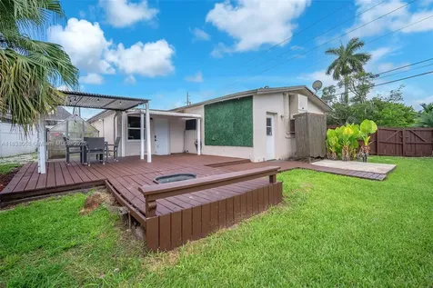 5751 SW 56th Street Davie FL 33314