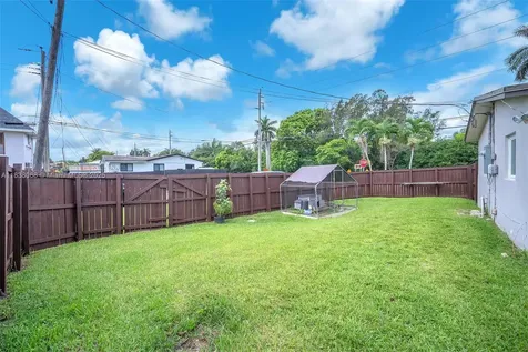 5751 SW 56th Street Davie FL 33314