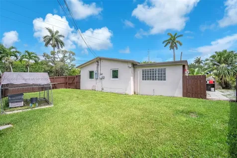5751 SW 56th Street Davie FL 33314