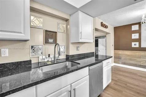 5751 SW 56th Street Davie FL 33314